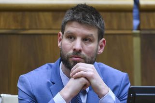 Šimečka: Pellegriniho žadonění o schůzku v Kremlu potvrzuje, že je pro vítězství schopen udělat vše - Novinky